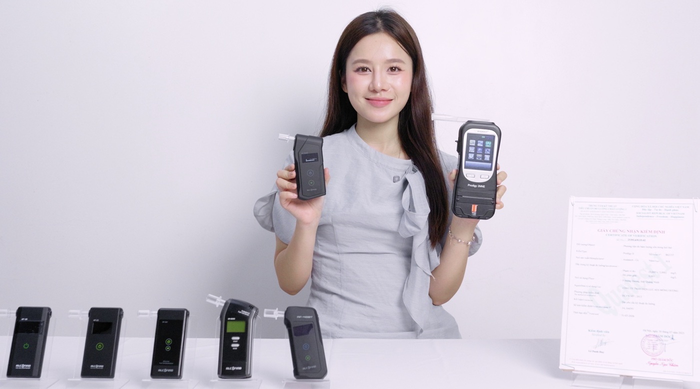 Hướng Dẫn Sử Dụng Máy Đo Nồng Độ Cồn Đúng Cách